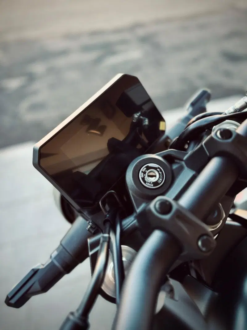 Suzuki GSX-8T (2025 - 26) (11)