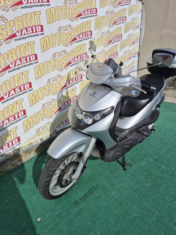 Piaggio Beverly 250 (2004 - 05) (3)