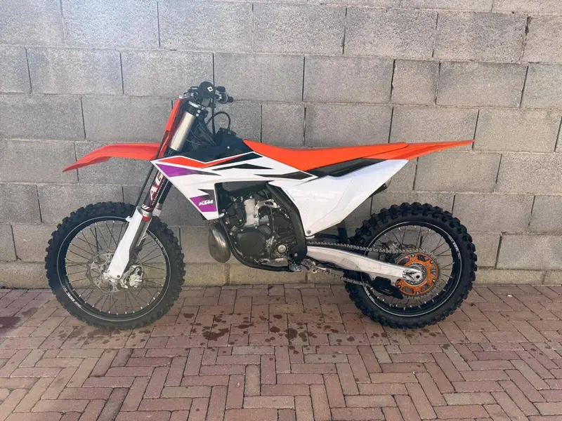 KTM 250 SX (2024)
