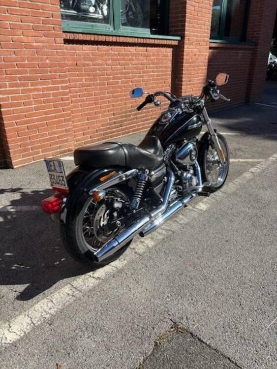 Harley-Davidson 1584 Super Glide Custom (2008 - 13) - FXDC (2)