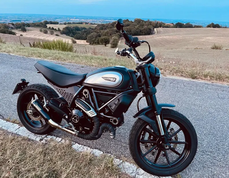Ducati Scrambler 800 Icon Dark (2021 - 22)