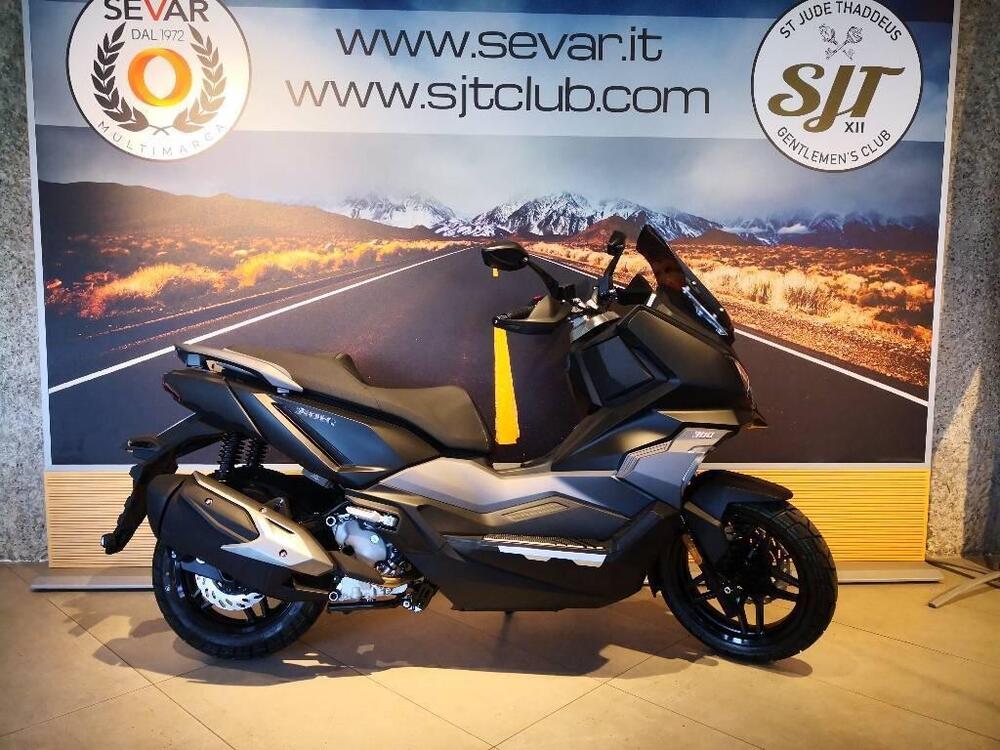 Sym ADX 300 (2024 - 25) (2)