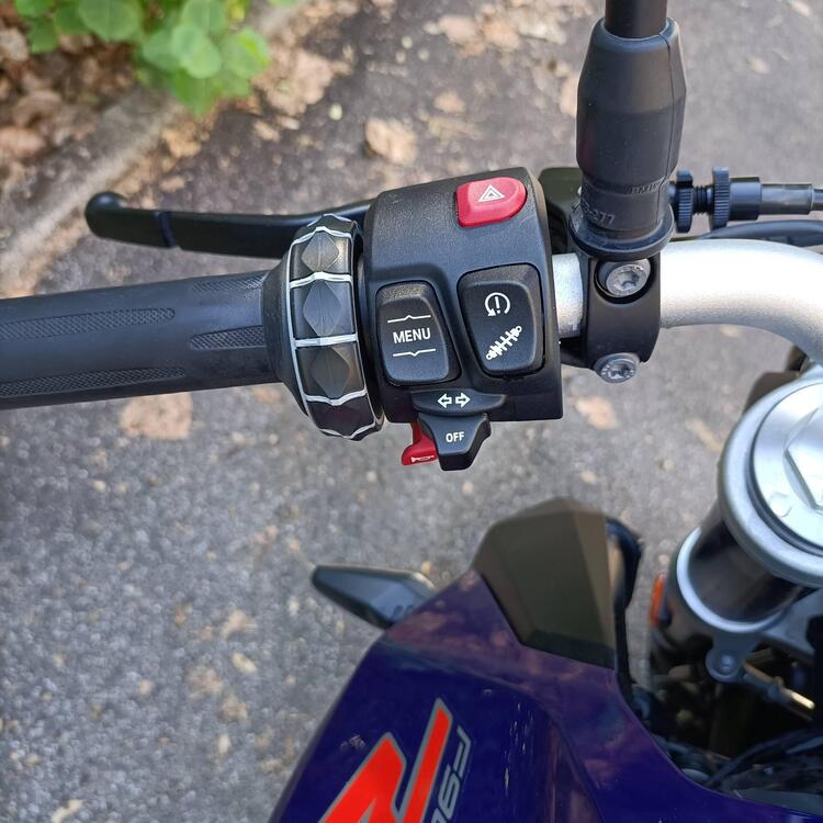 Bmw F 900 R (2017 - 20) (2)