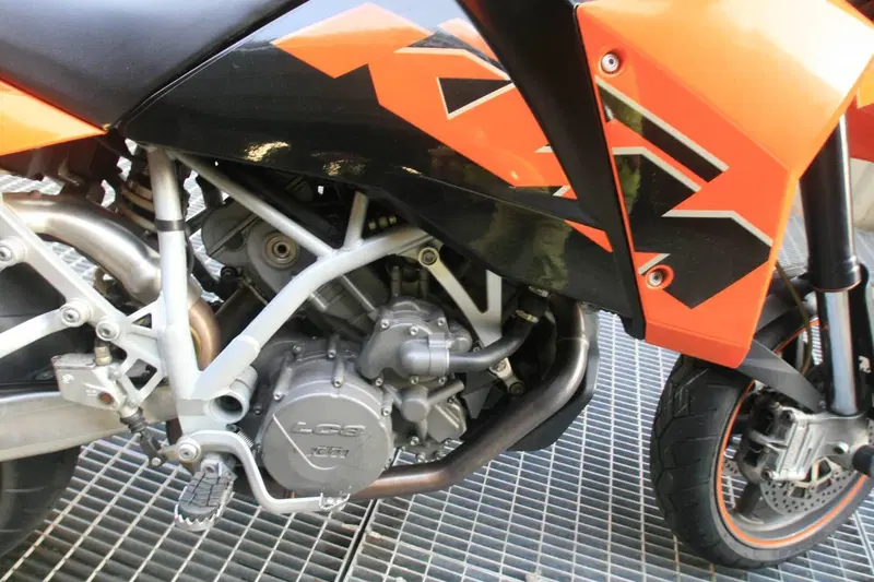 KTM 950 Supermoto (2005) (4)