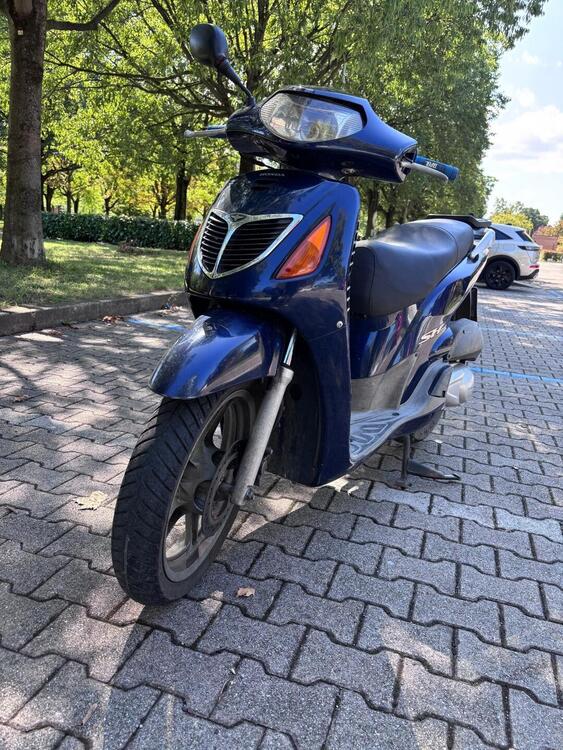 Honda SH 150 (2000 - 06) (2)