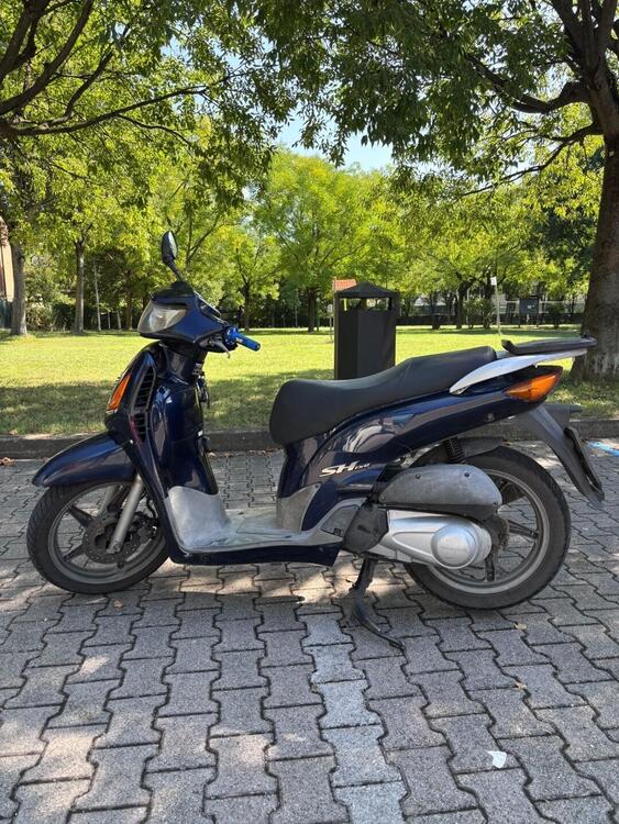 Honda SH 150 (2000 - 06) (5)