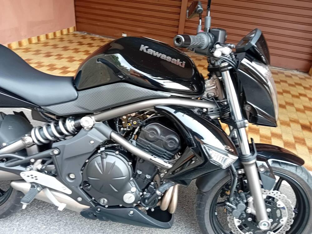 Kawasaki ER-6N (2009 - 11) (5)