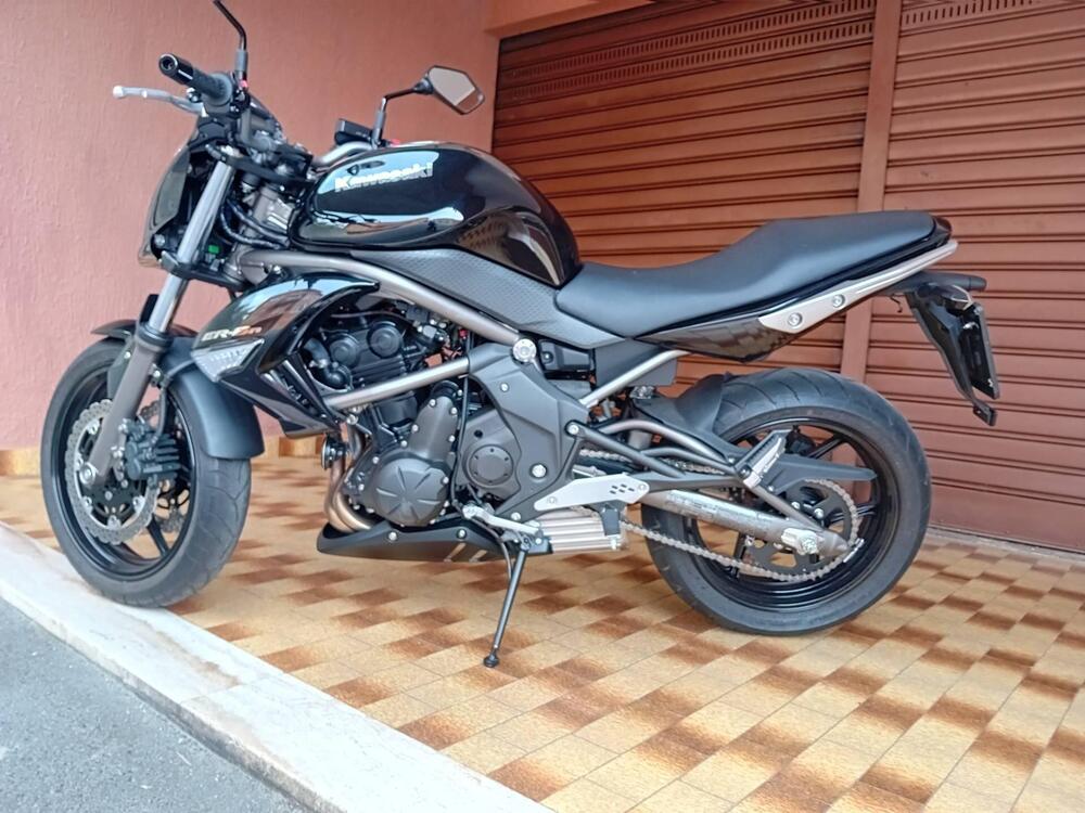 Kawasaki ER-6N (2009 - 11) (3)