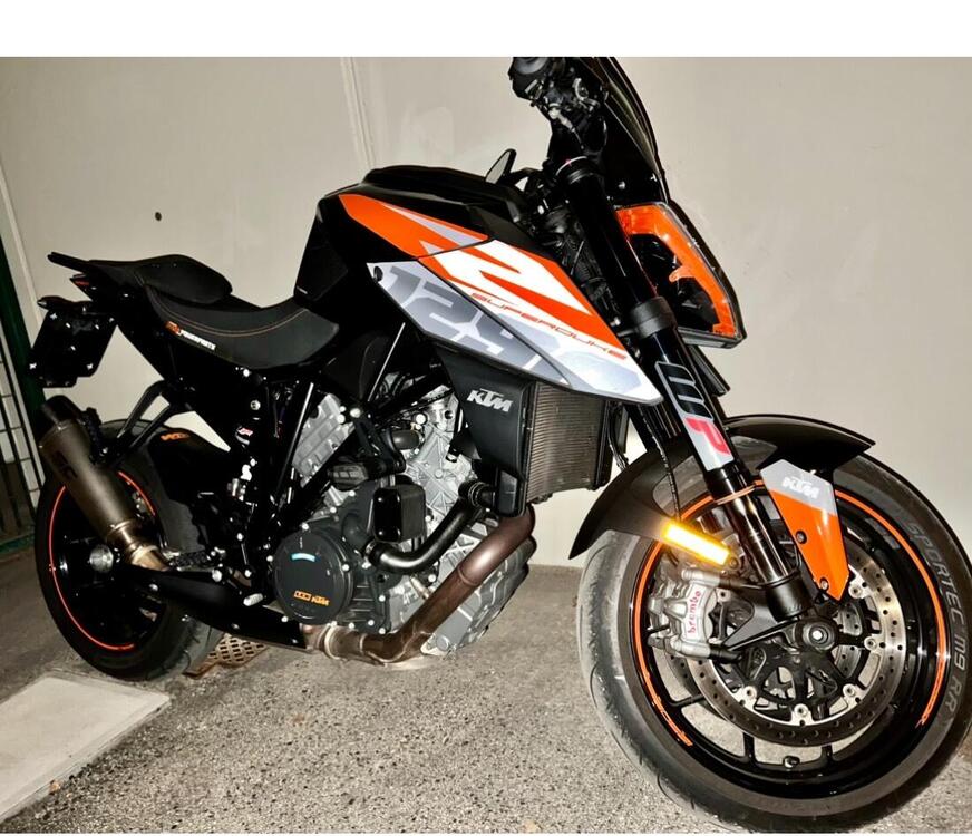 KTM 1290 Super Duke R ABS (2017 - 18) (2)