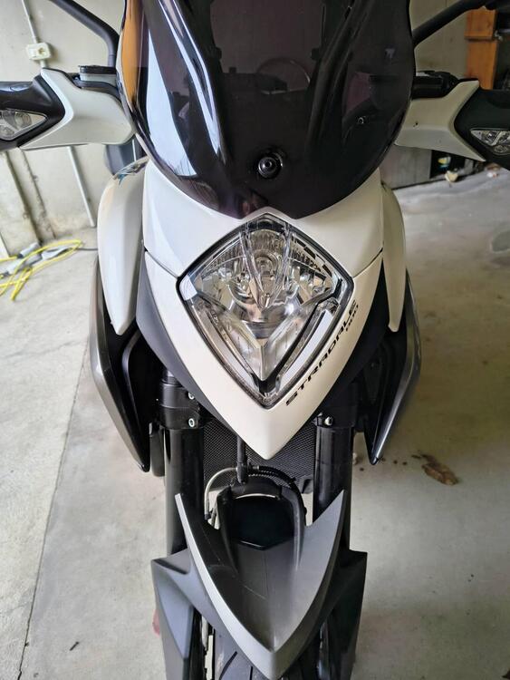 MV Agusta Stradale 800 EAS ABS (2015 - 17) (3)