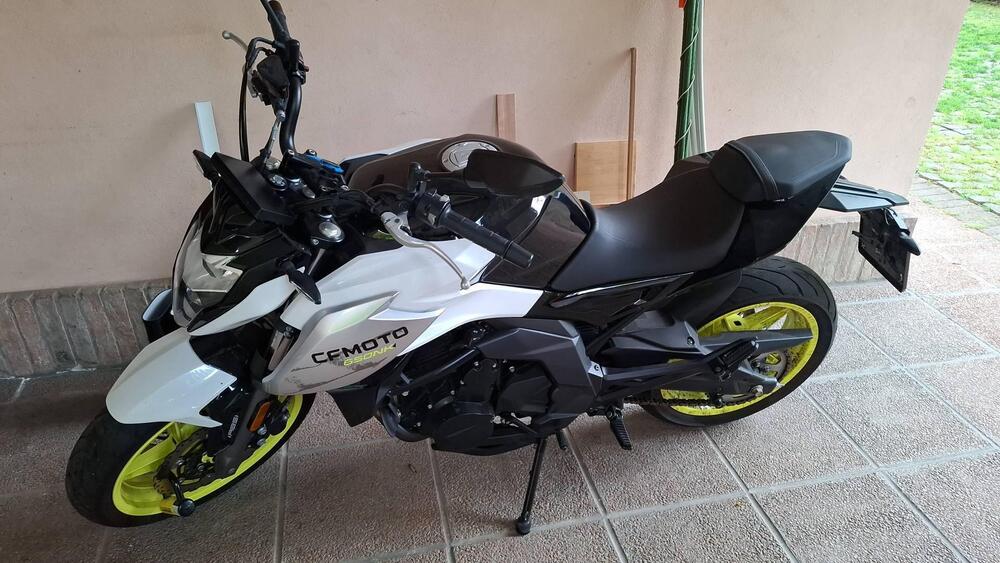 CFMOTO 650NK (2021 - 24)