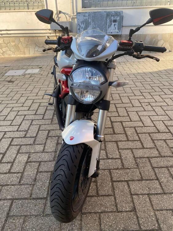 Ducati Monster 796 (2010 - 13) (3)