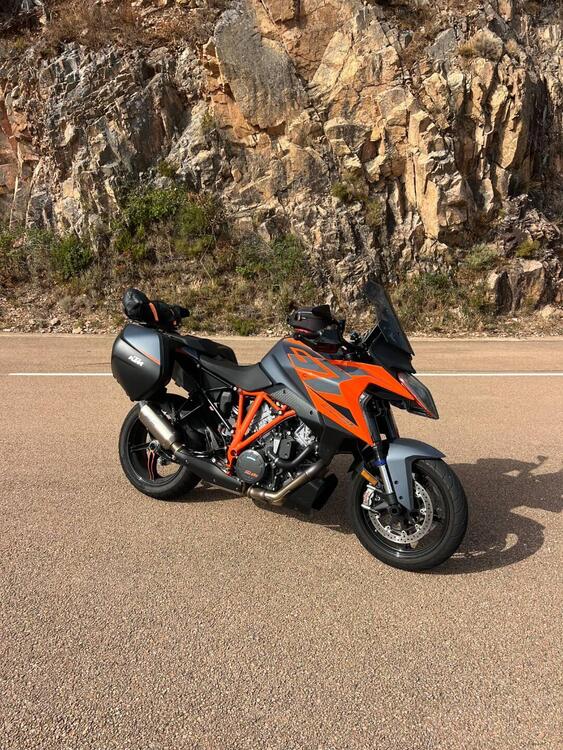 KTM 1290 Super Duke GT (2022 - 25)
