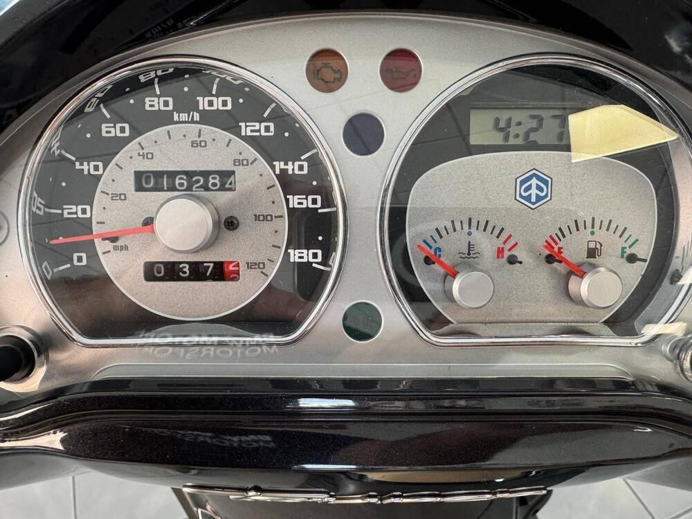 Piaggio Beverly 400 i.e. (2006 - 10) (4)