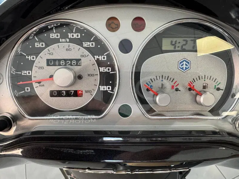 Piaggio Beverly 400 i.e. (2006 - 10) (4)