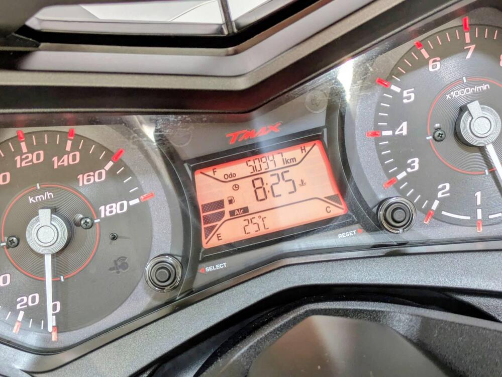 Yamaha T-Max 530 (2015 - 16) (3)