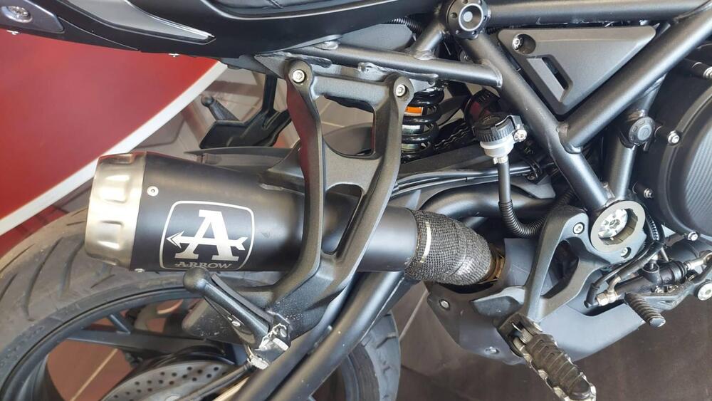 Benelli 752 S (2019 - 20) (4)