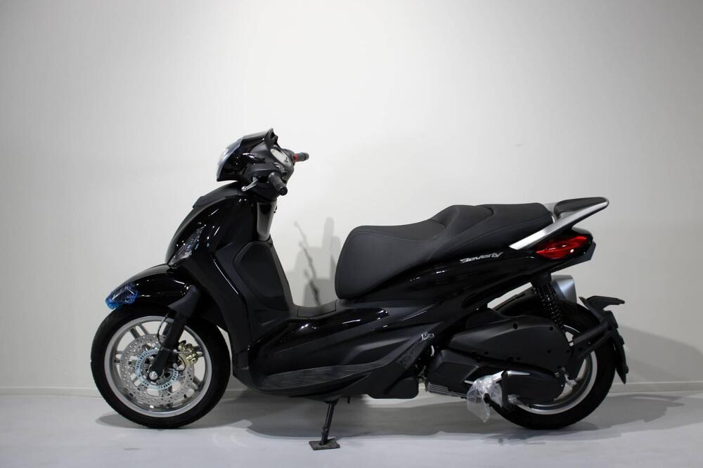 Piaggio Beverly 310 (2025) (4)