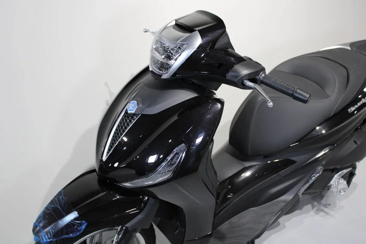 Piaggio Beverly 310 (2025 - 26) (8)