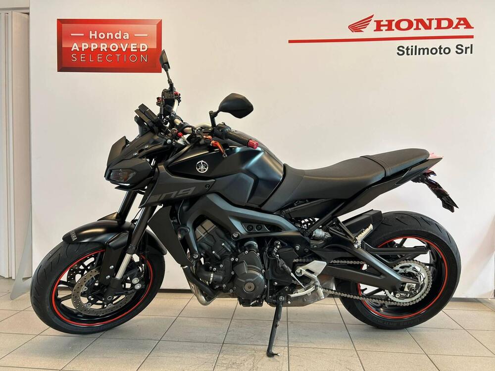 Yamaha MT-09 (2017 - 20) (3)