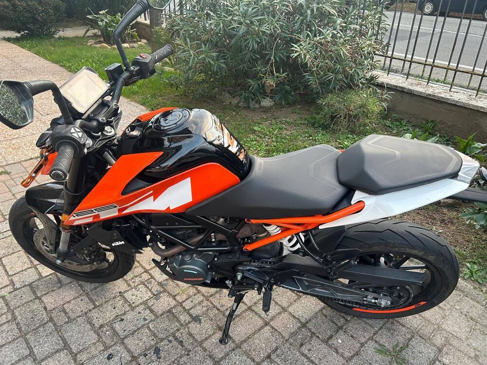KTM 125 Duke ABS (2013 - 16) (2)