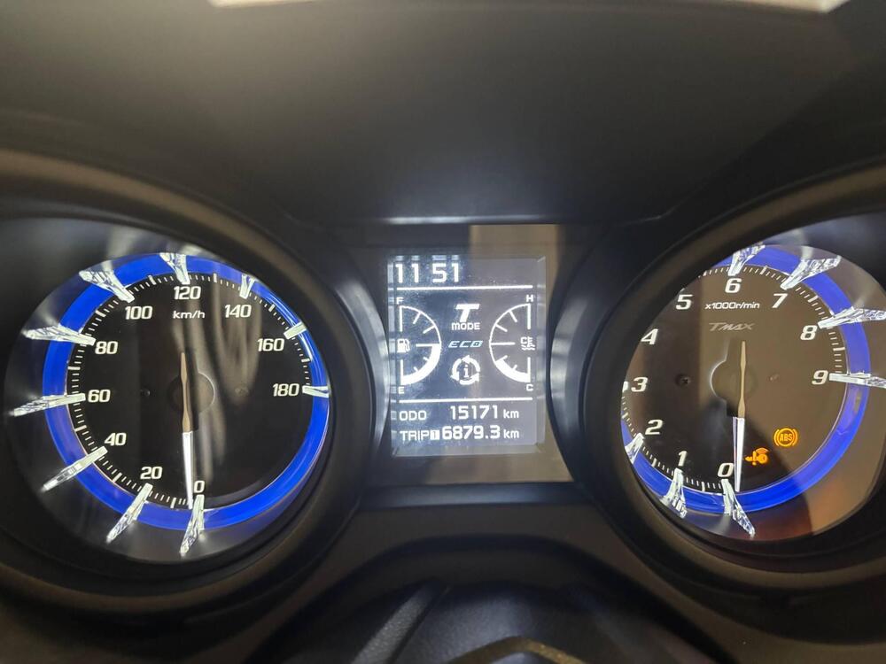 Yamaha T-Max 560 (2020 - 21) (4)