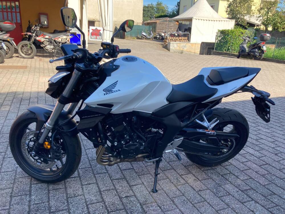 Honda CB 1000 Hornet (2025) (4)