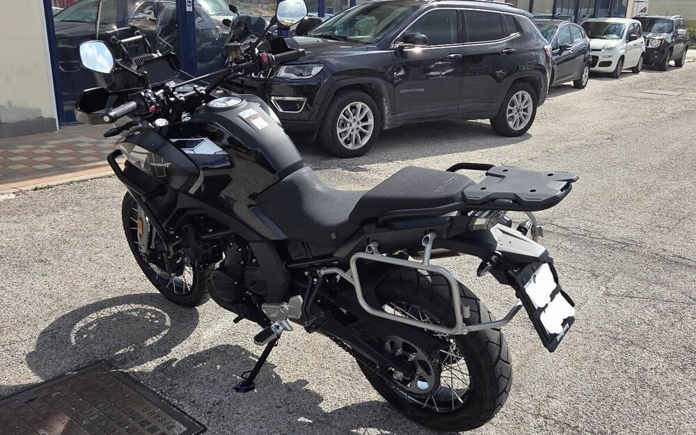 CFMOTO 700MT Adventure (2025) (2)