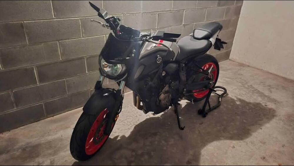 Yamaha MT-07 (2018 - 20) (3)