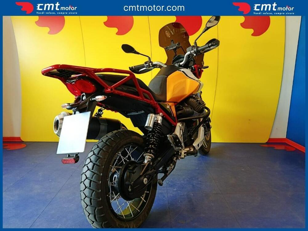 Moto Guzzi V85 TT Evocative Graphics (2021 - 23) (4)