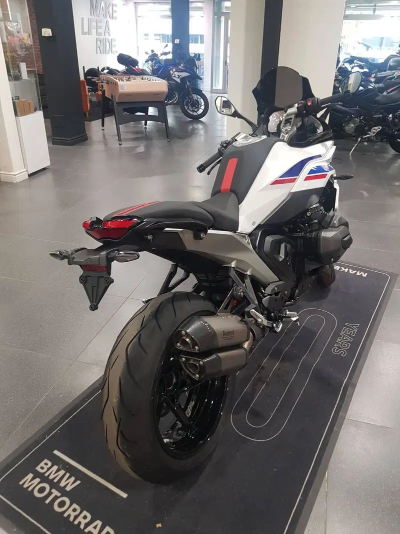 Bmw R 1300 RS (2026) (6)