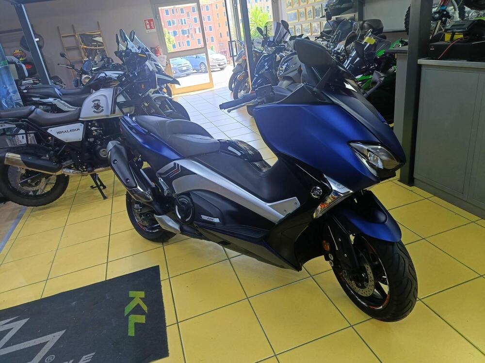 Yamaha T-Max 530 DX (2017 - 19) (2)