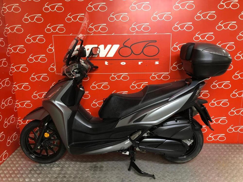 Kymco Agility 300i (2021 - 25) (3)