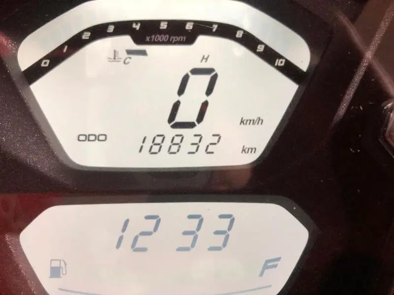 Kymco Agility 300i (2021 - 25) (7)