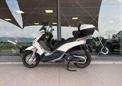 Piaggio Beverly 350 SportTouring ie ABS (2011 - 17) usata
