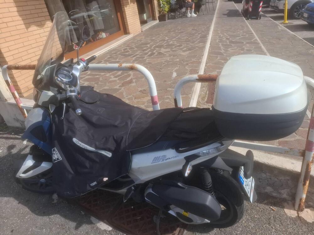 Piaggio Mp3 300 ie Yourban LT (2011 - 16) (2)