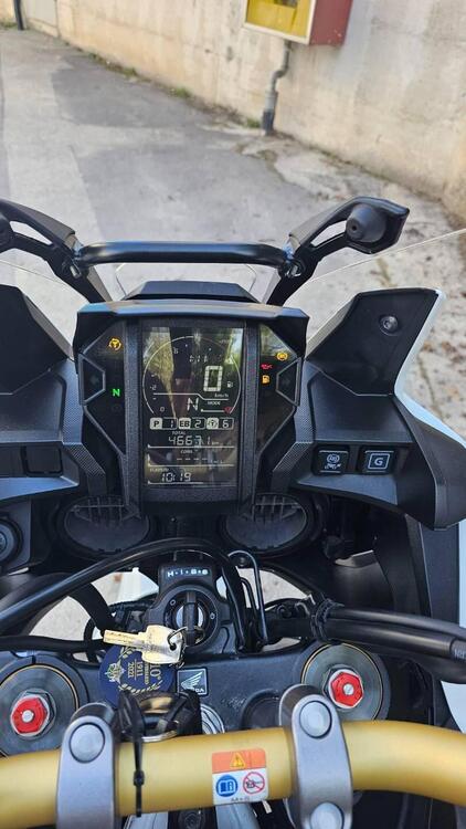 Honda Africa Twin CRF 1000L Adventure Sports DCT (2018 - 19) (2)