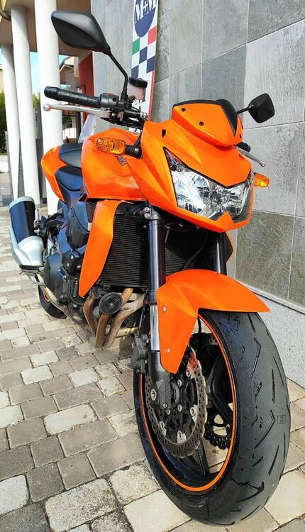 Kawasaki Z 750 (2007 - 14) (5)