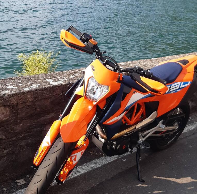 KTM 690 SMC R (2023 - 25) (2)