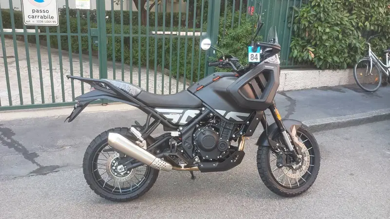 Brixton Motorcycles Crossfire 500 Storr (2025 - 26) (3)