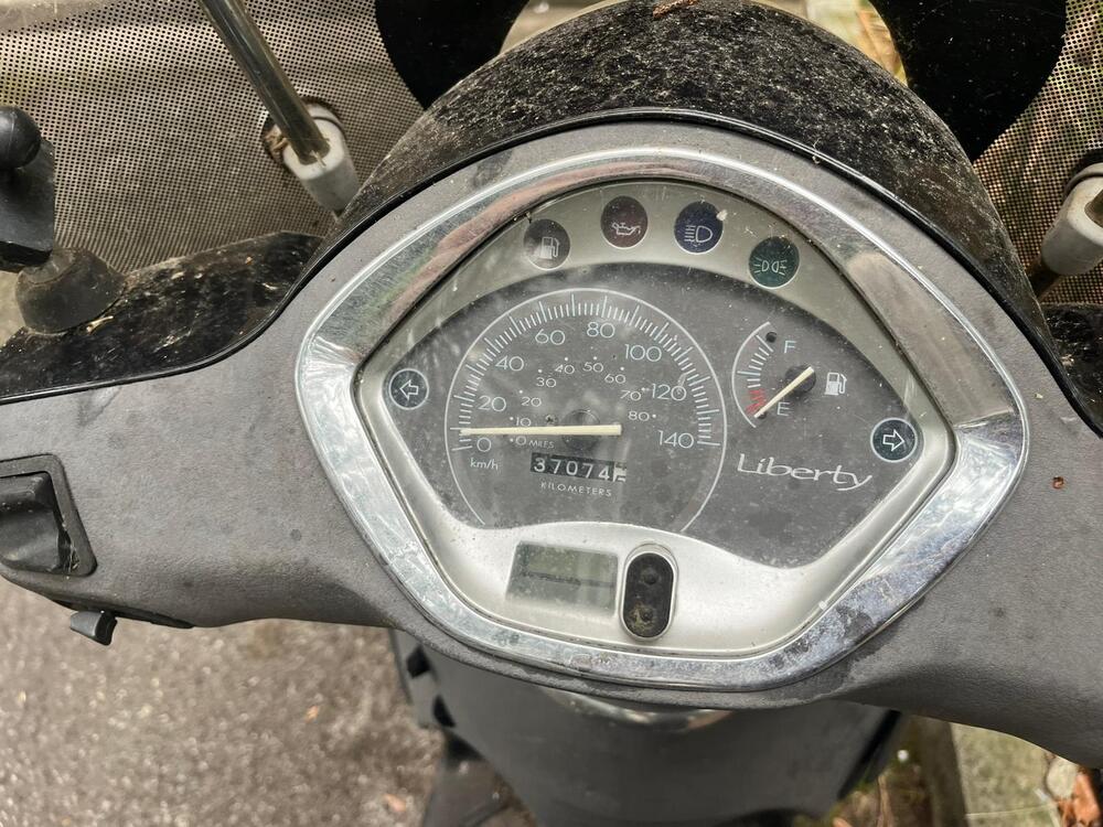 Piaggio Liberty 125 4T Full Optional (2003 - 13) (5)