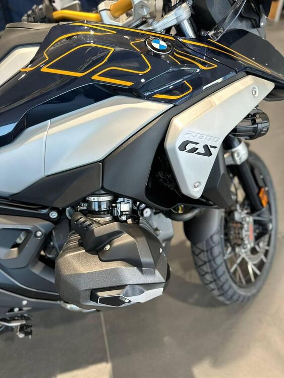 Bmw R 1300 GS (2023 - 25) (4)