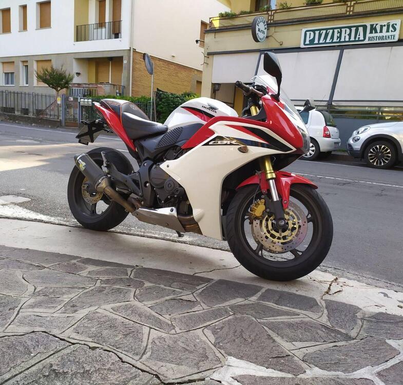 Honda CBR 600 F (2011 - 13) (3)