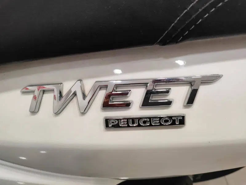 Peugeot Tweet 50 Active (2021 - 25) (6)