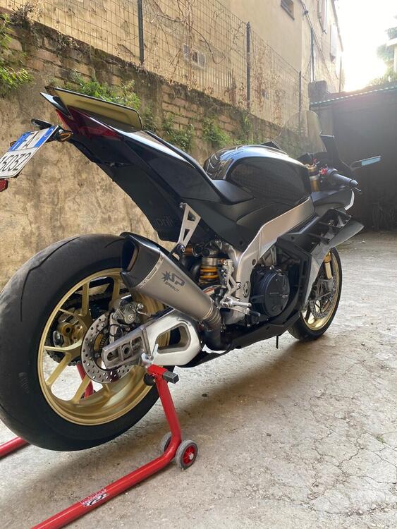 Aprilia RSV4 1100 Factory (2021 - 24) (3)