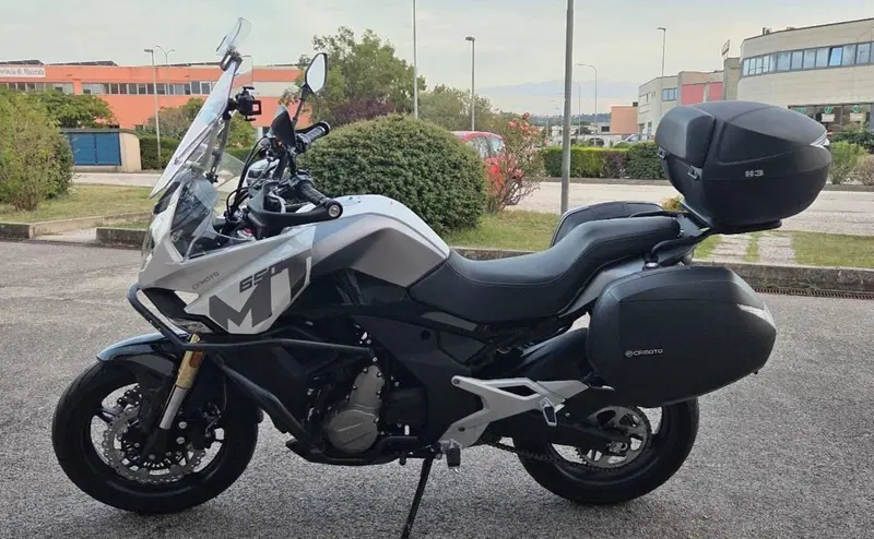 CFMOTO 650MT (2021 - 24) (2)