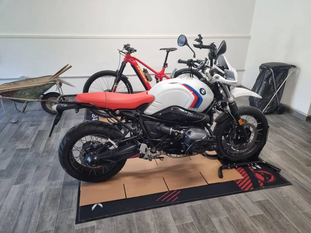 Bmw R nineT Urban GS (2021 - 24) (5)
