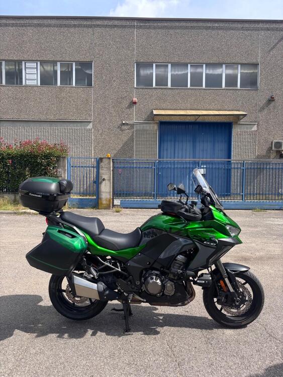 Kawasaki Versys 1000 S Tourer Plus (2021) (4)