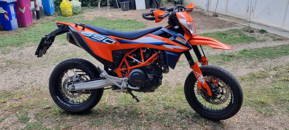 KTM 690 SMC R (2023 - 25)