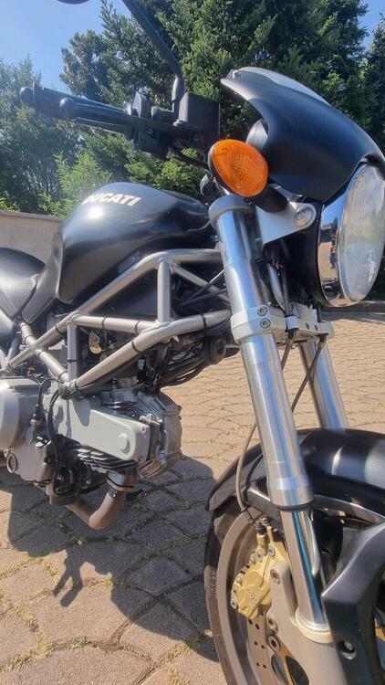 Ducati Monster 620 dark 